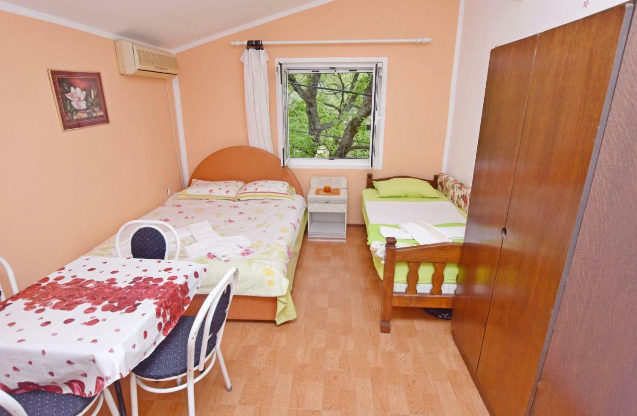 Apartments Siljak Petrovac Extérieur photo