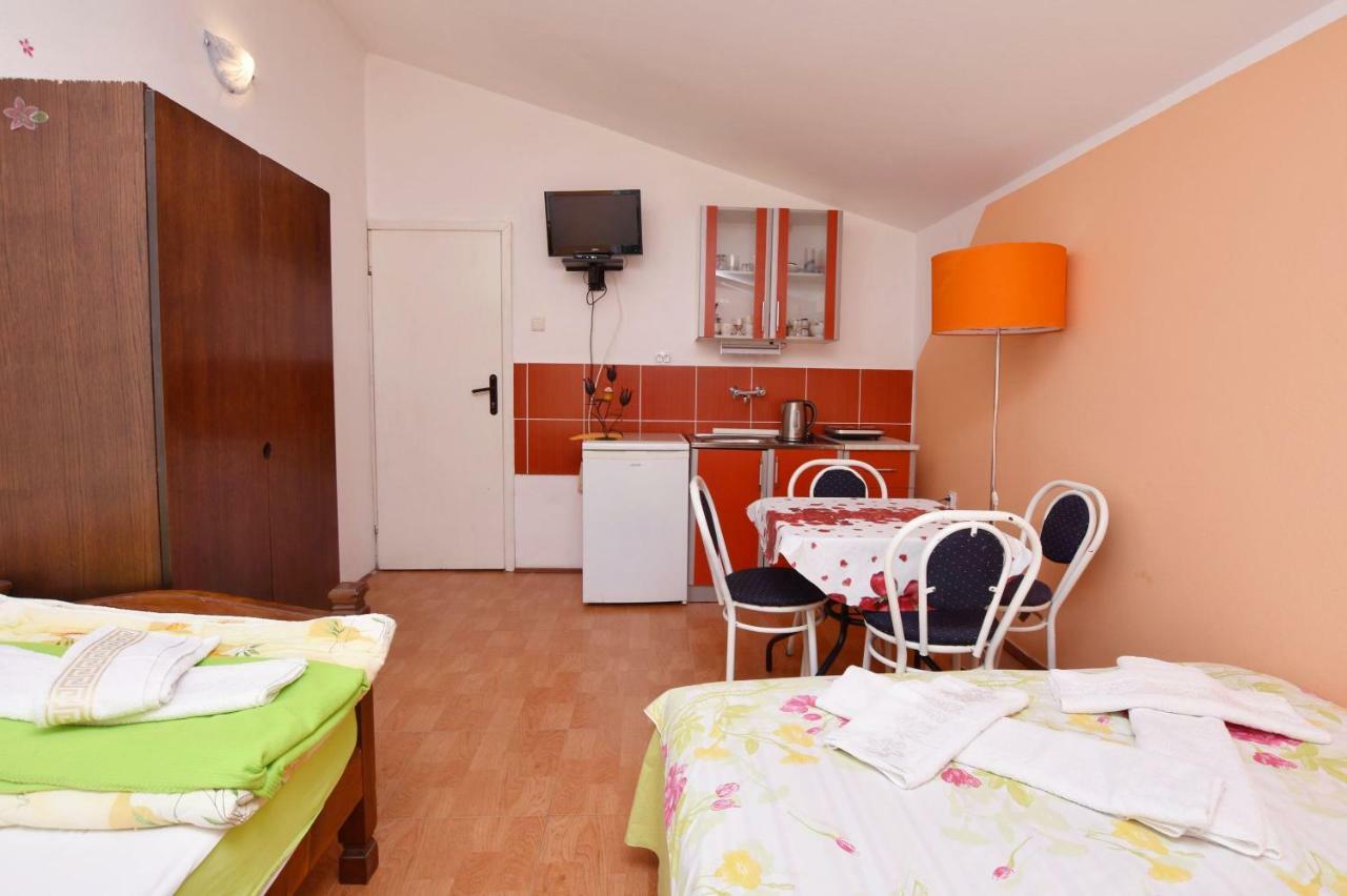 Apartments Siljak Petrovac Extérieur photo