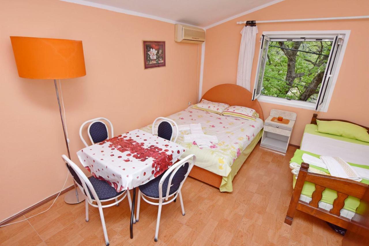Apartments Siljak Petrovac Extérieur photo