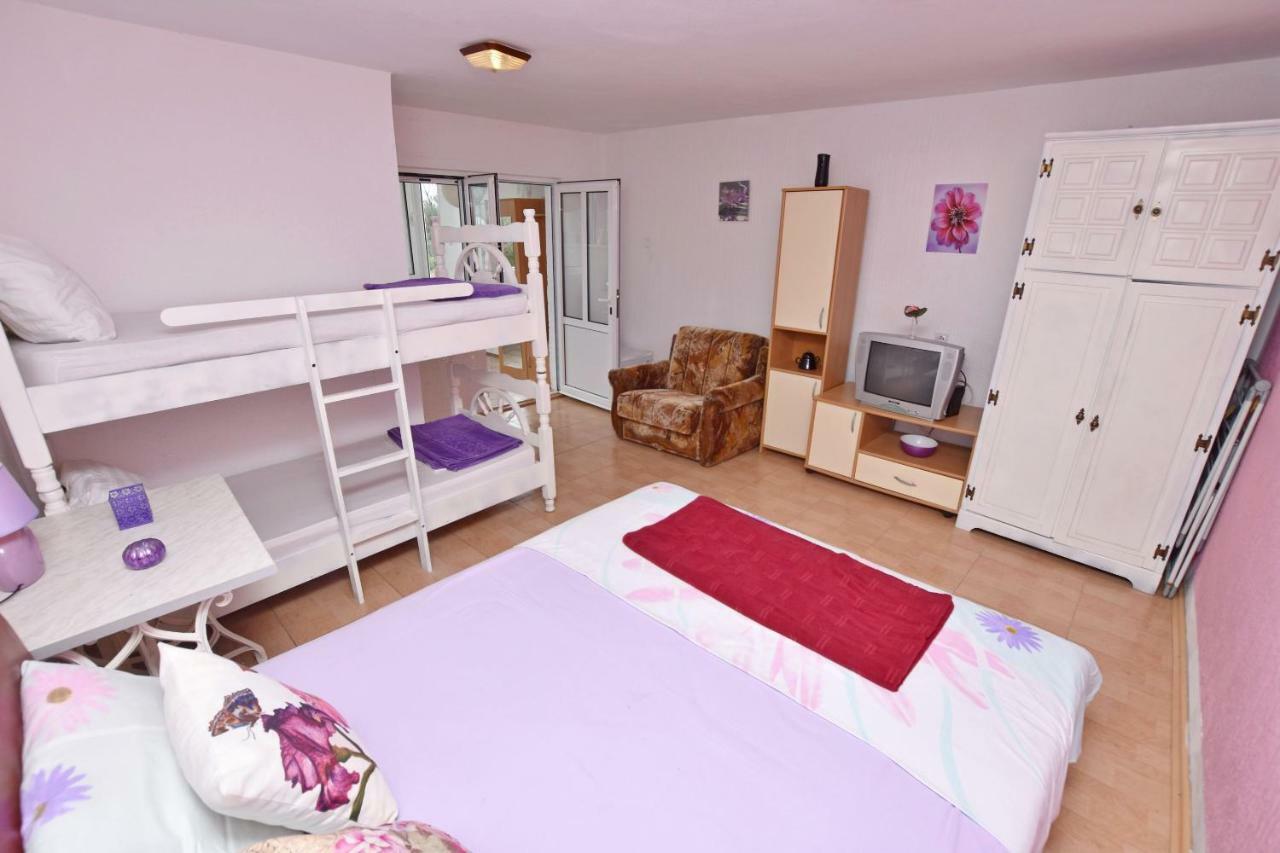 Apartments Siljak Petrovac Extérieur photo