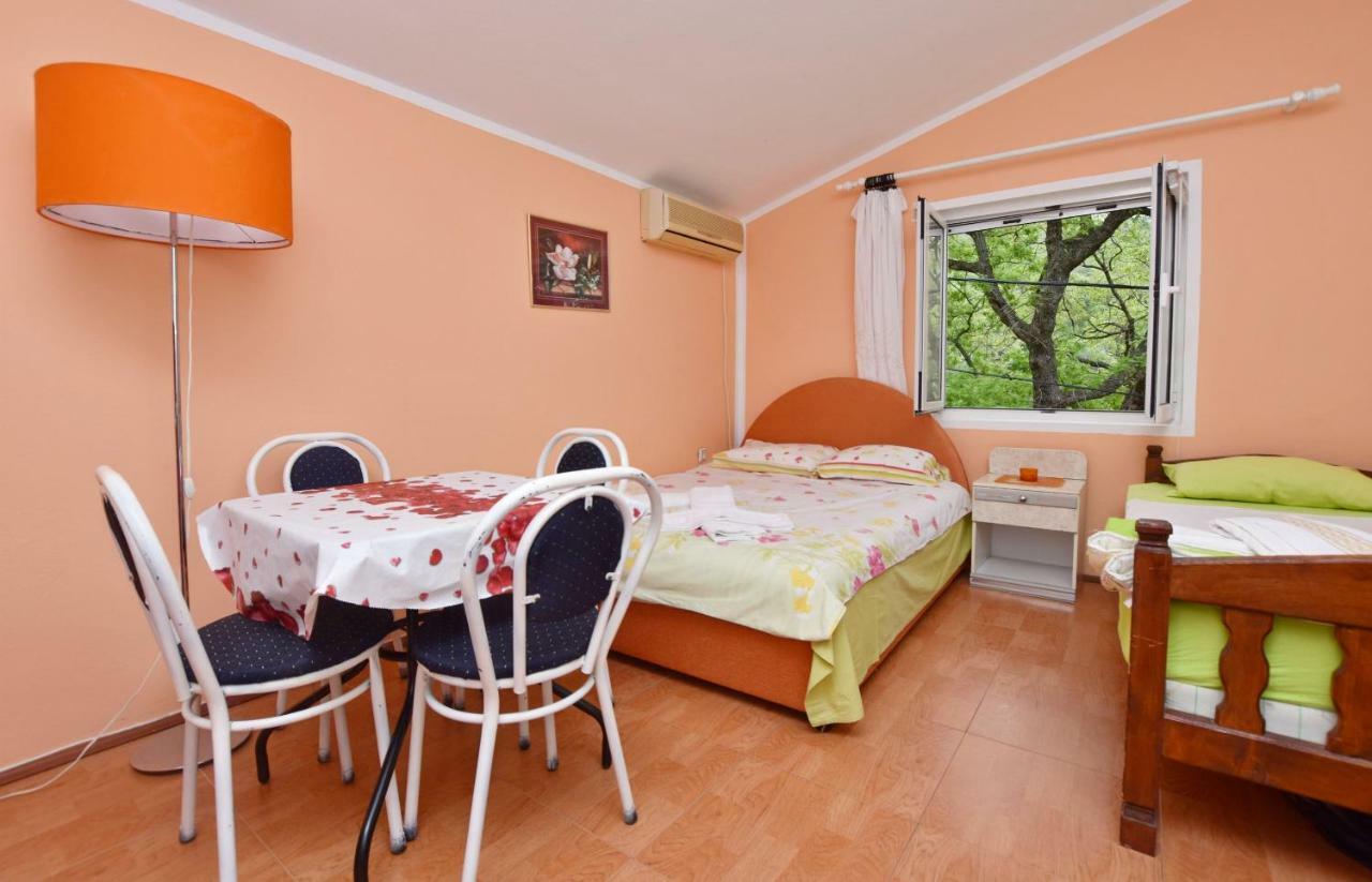 Apartments Siljak Petrovac Extérieur photo