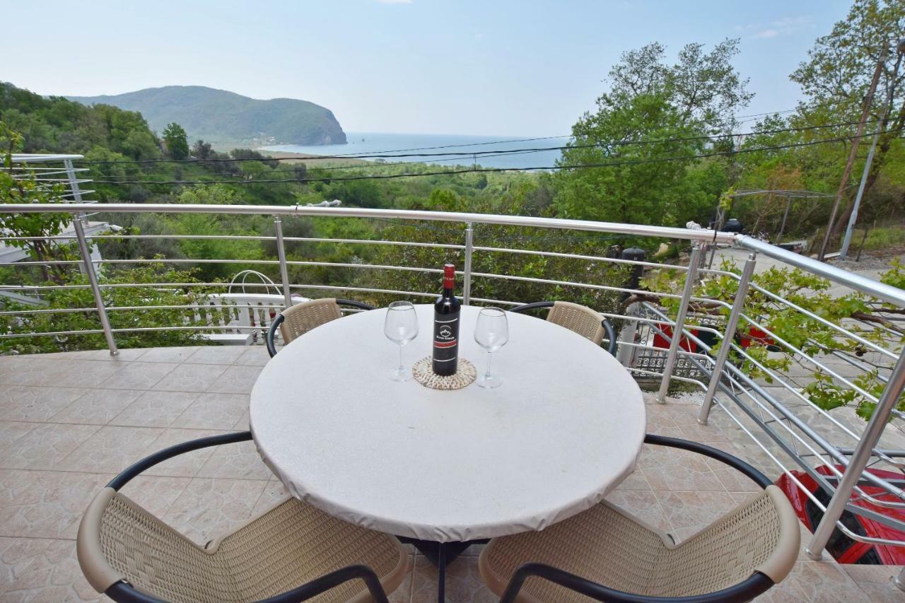Apartments Siljak Petrovac Extérieur photo