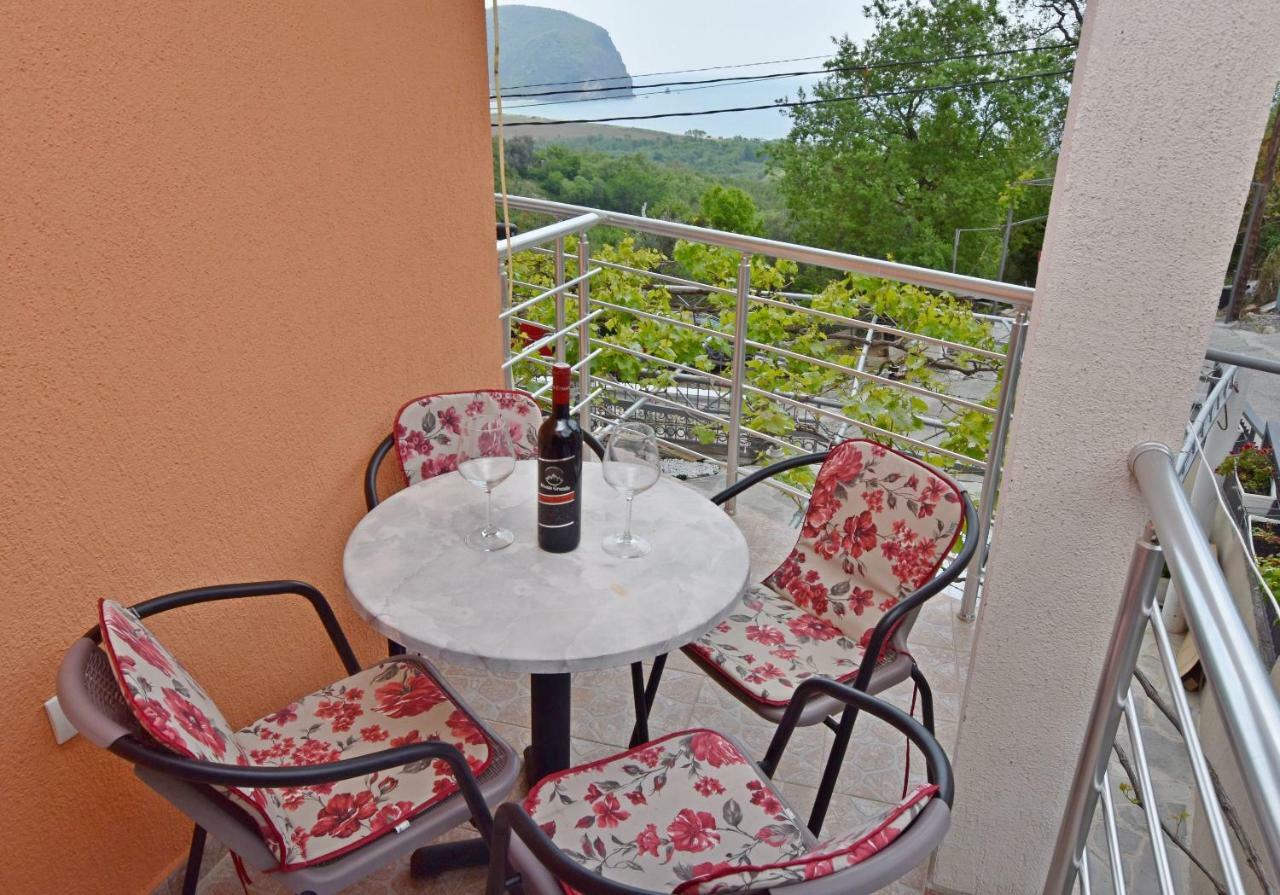 Apartments Siljak Petrovac Extérieur photo