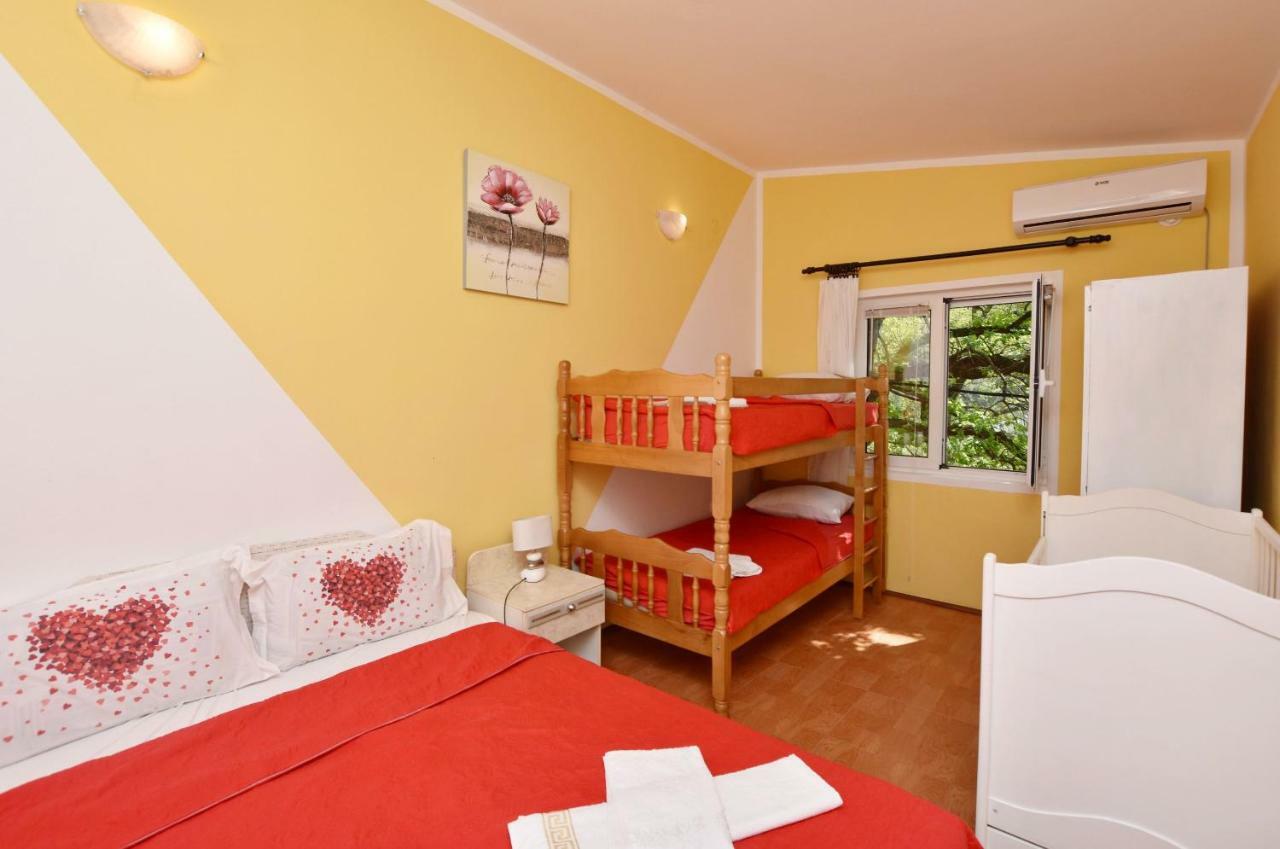 Apartments Siljak Petrovac Extérieur photo